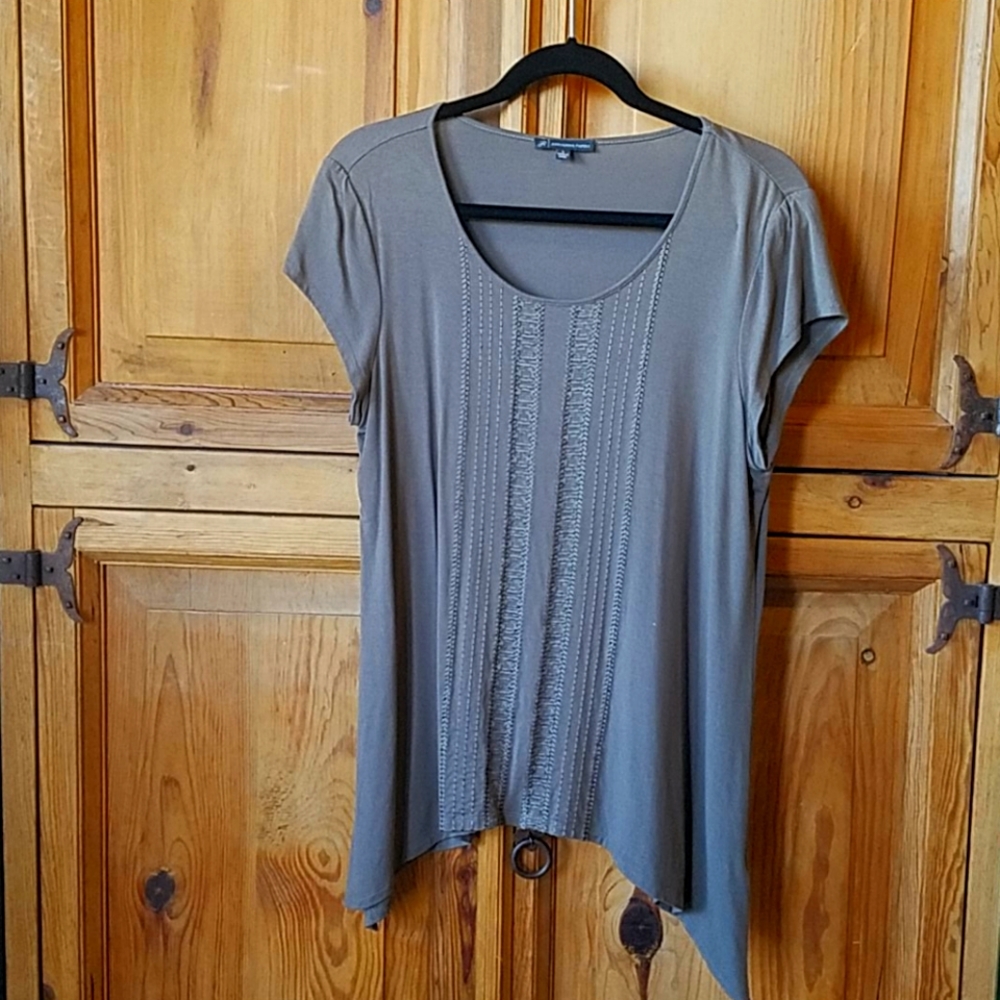 Women's casual top